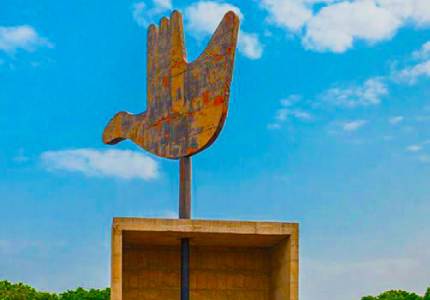 Amritsar to Chandigarh Taxi